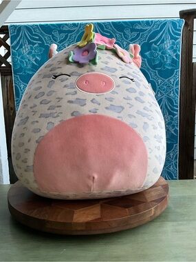 Squishmallows Rosie Spotted Pig Flower Crown Plush Pink Belly Closed Eyes